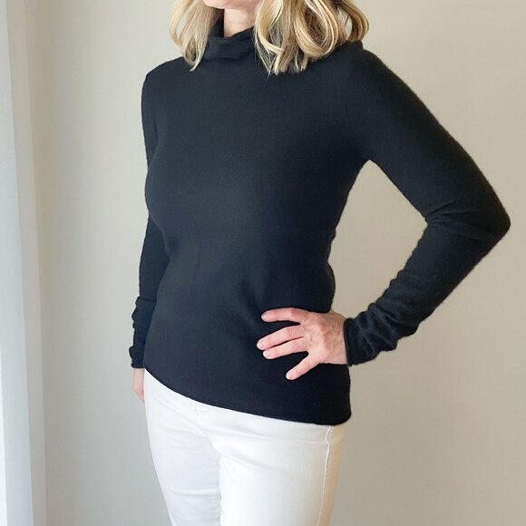 3 Dot black cashmere sweater - Picture 1 of 6